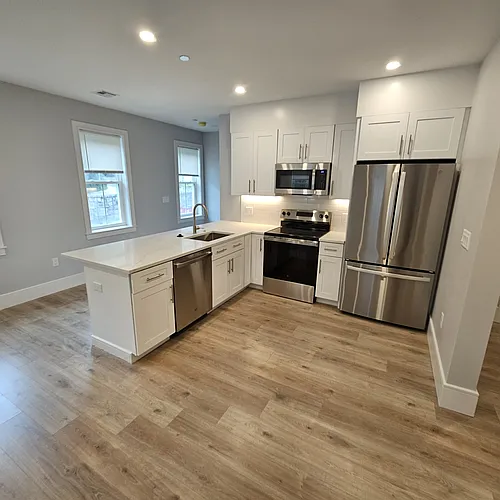 124 Kenrick St Photo 1