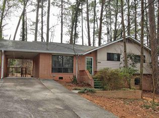 2927 Harcourt Dr, Decatur, GA 30033