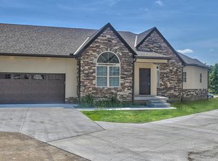 13184 Goodman St, Overland Park, KS 66213