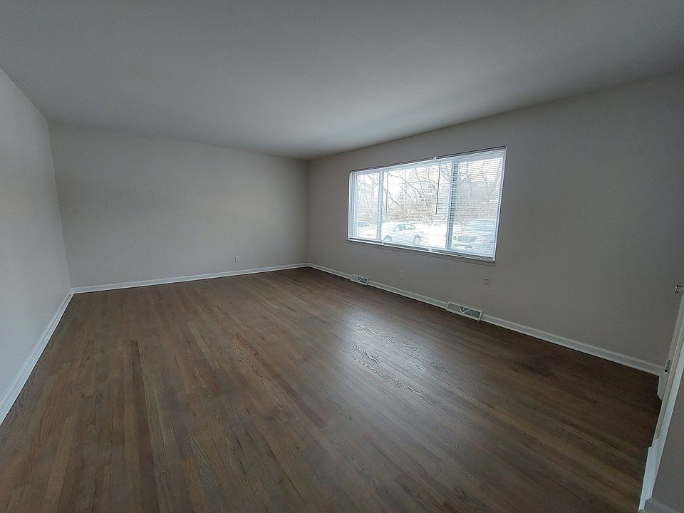 2nd image of 206 N Morse Ave APT 25