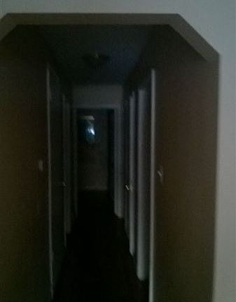 6013 Artesian Hallway