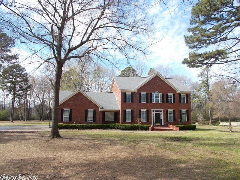 1st image of 251 Crossgate Dr