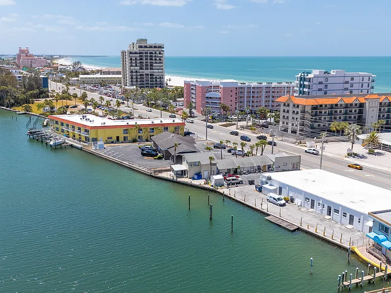 4227 Gulf Blvd — Photo 21