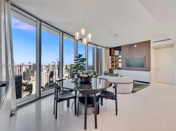 300 Biscayne Boulevard Way #5008W, Miami, FL 33131