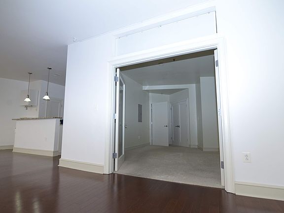 5th image of 201-59 N 8th St #612