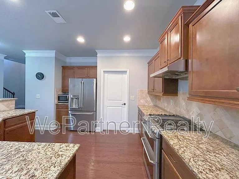 5838 Norfolk Chase Rd — Photo 9