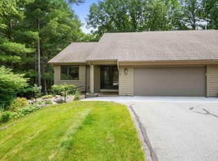 274 Port Mission Rd, Traverse City, MI 49686