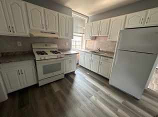 35-37 W 29th St #12, Bayonne, NJ 07002