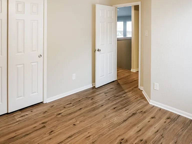 19011 Woodland Leaf Ln — Photo 12