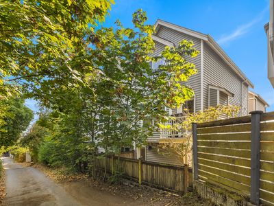 2308 N 113th Pl UNIT A, Seattle, WA, 98133