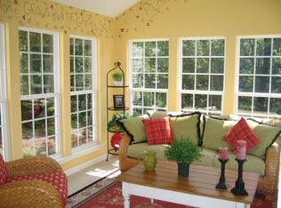 106 Wynterhall Dr, Simpsonville, SC 29681