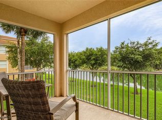 3820 Sawgrass Way APT 3022, Naples, FL 34112