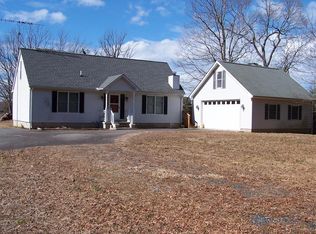 771 Oyster Point Dr, Reedville, VA 22539