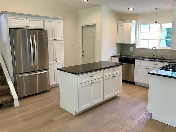 2nd image of 3821 S Woodmere Ct