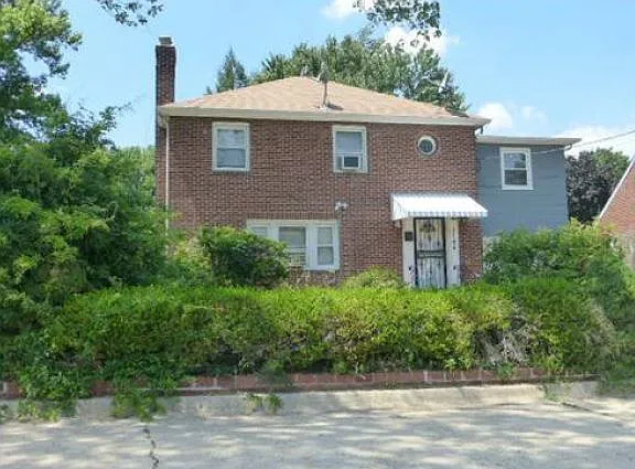 1144 Congress Ave photo 1
