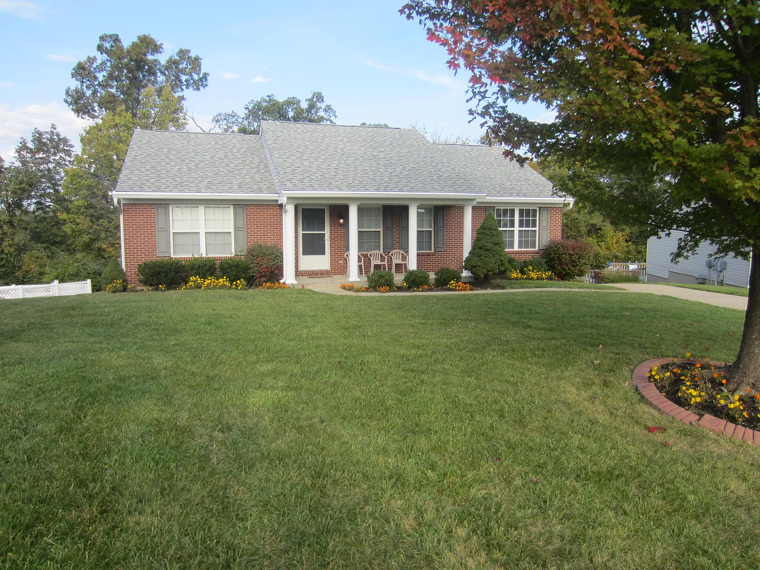 4381 Kidwell Ln photo 1