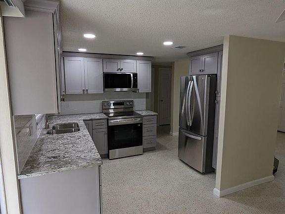 3rd image of 12902 College Hill Dr
