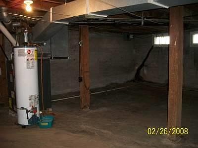 4th image of 516 W 1st St