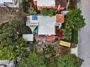 418 E Lakewood Rd, West Palm Beach, FL 33405