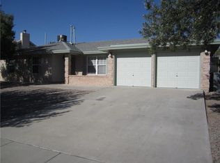10828 Loma Del Norte Dr, El Paso, TX 79934