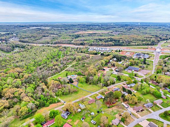 3rd image of 2888 Old Medina Rd