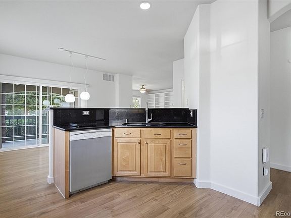 5th image of 8948 Fox Drive #4-104