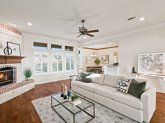 5th image of 8470 Steeplechase Cir