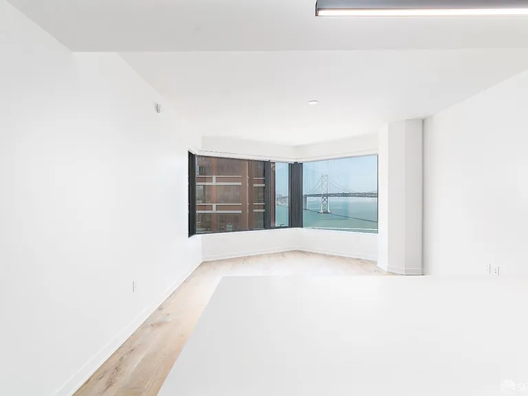 280 Spear St #19F — Photo 4