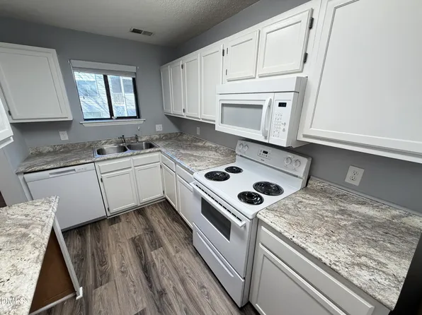 600 Audubon Lake Dr APT 6B22, Durham, NC 27713