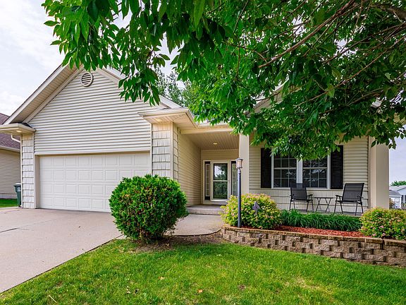 2nd image of 3308 Mackinac Ct