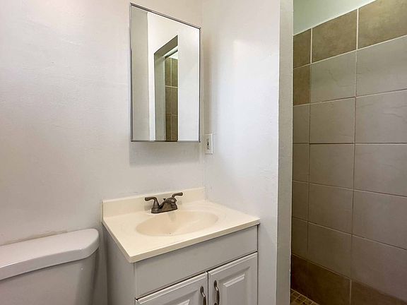 3rd image of 260-262 S Gregory St #301