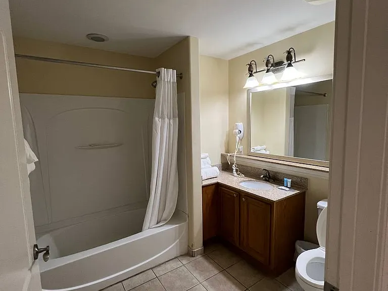 13428 Blue Heron Beach Dr — Photo 8