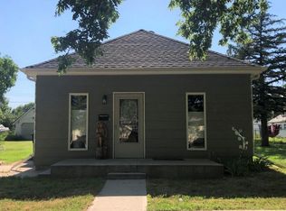 285 8th St, Phillipsburg, KS 67661