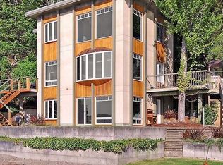 2020 W Lake Sammamish Pkwy NE, Redmond, WA 98052