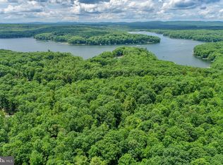 Stockslager Rd, Oakland, MD 21550