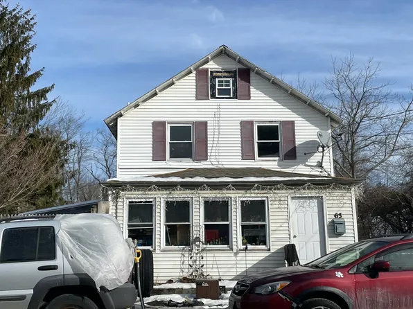 63 Elm St, Baldwinville, MA 01436