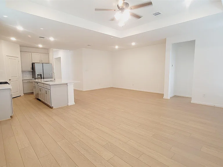21523 Banpo Bend Dr — Photo 22