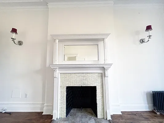 Rented by Bohemia Realty Group | media 13