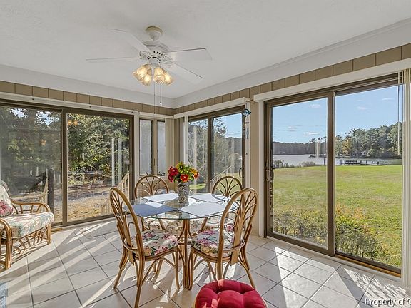 3rd image of 476 Cralle Cove Dr