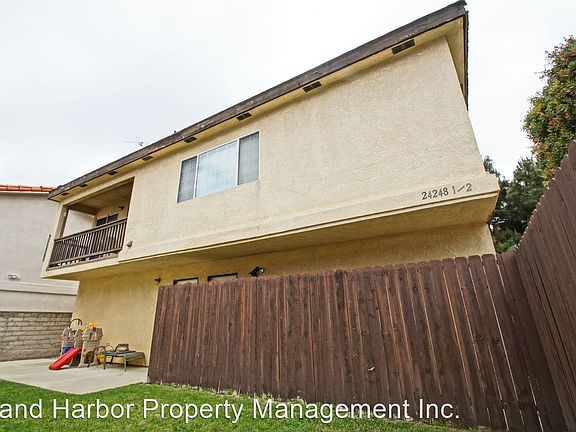 3rd image of 24248 Neece Ave
