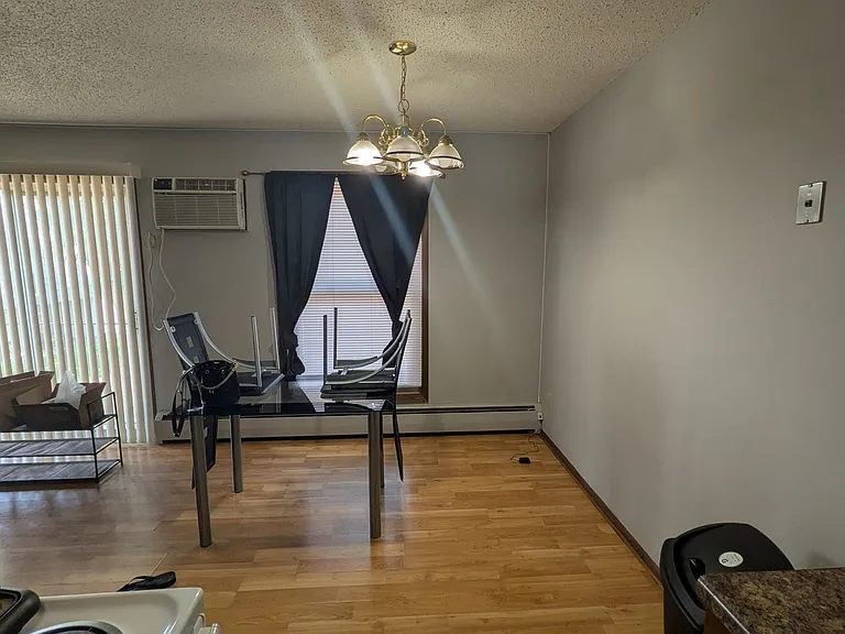 747 11th Ave S #5 — Photo 6