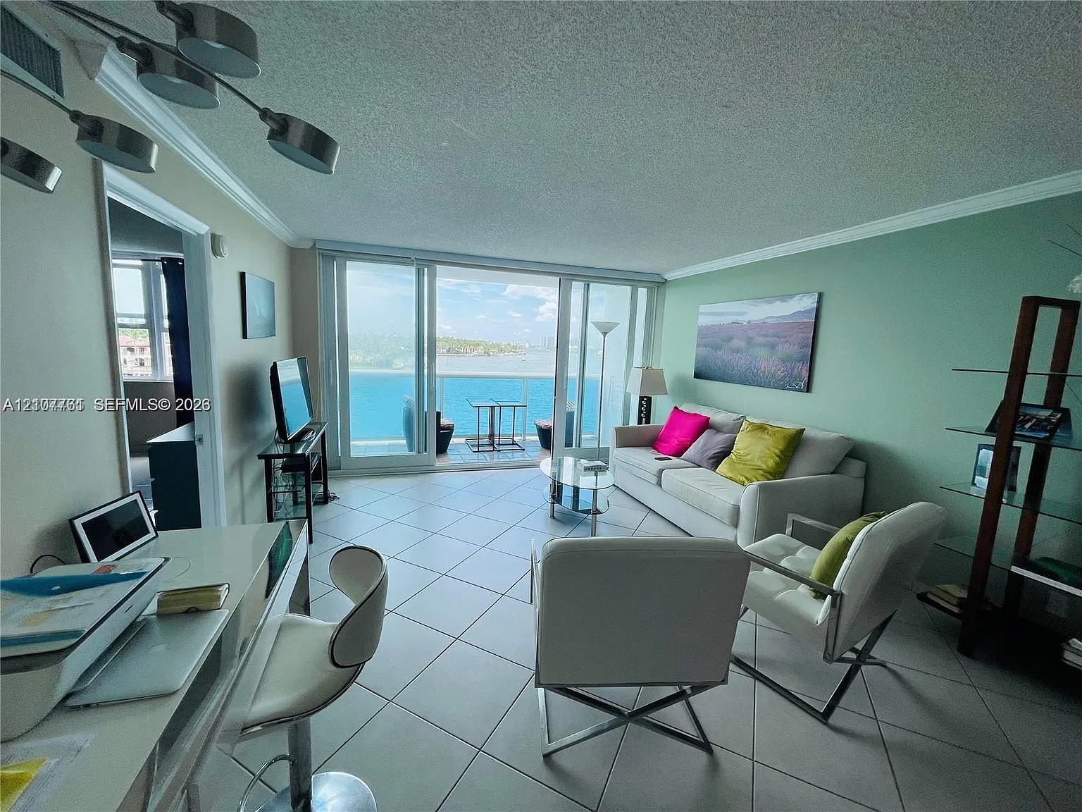 Aquasol Condo — Photo 3