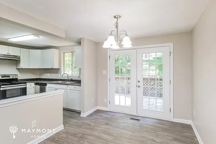 8114 Bald Ridge Dr — Photo 6