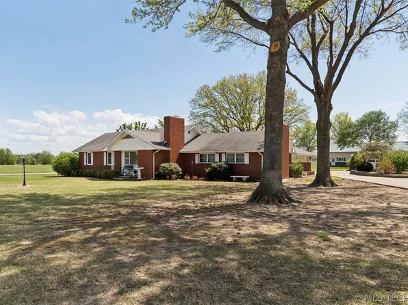 49801 E 100th Rd, Miami, OK 74354