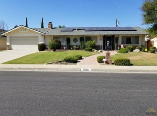 2600 Silver Dr, Bakersfield, CA 93306