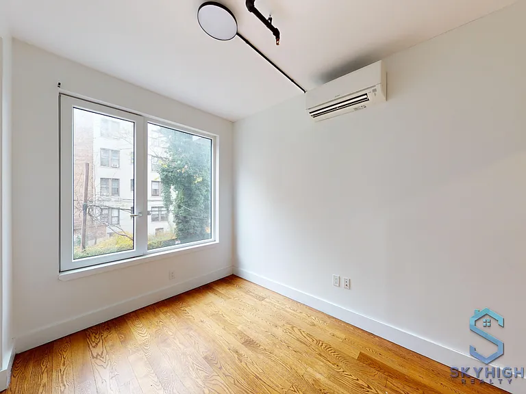 1801 Ocean Ave #3L — Photo 9