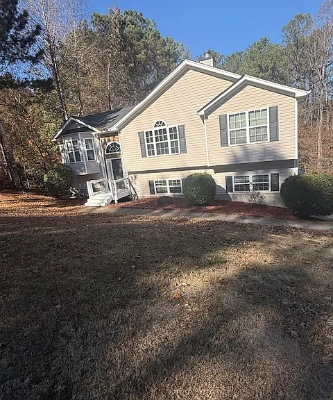 1575 Cedar Hl — Photo 2