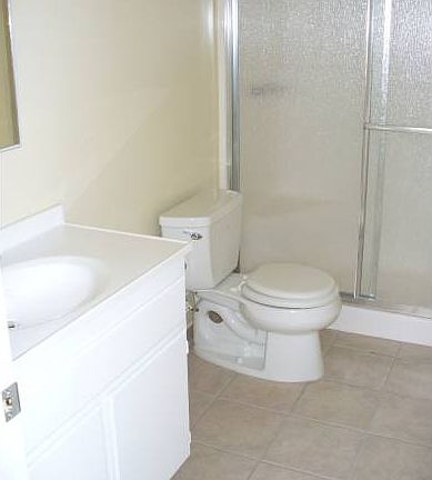 4th image of 20621 Catalina St