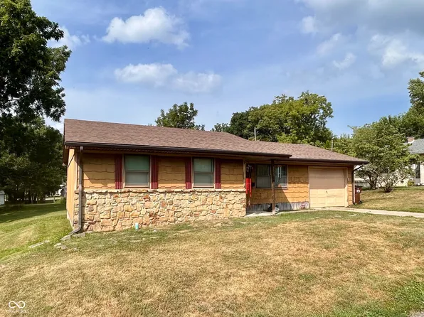 1009 W Walnut St, Brownstown, IN 47220