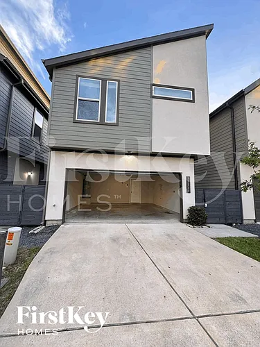 18322 W Centro Cir Photo 1
